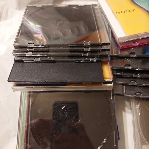 DVD R and CD R - Picture 3 of 7